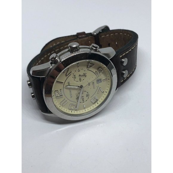 Michael Kors MK8292 Men\'s Brown Leather Analog Egg